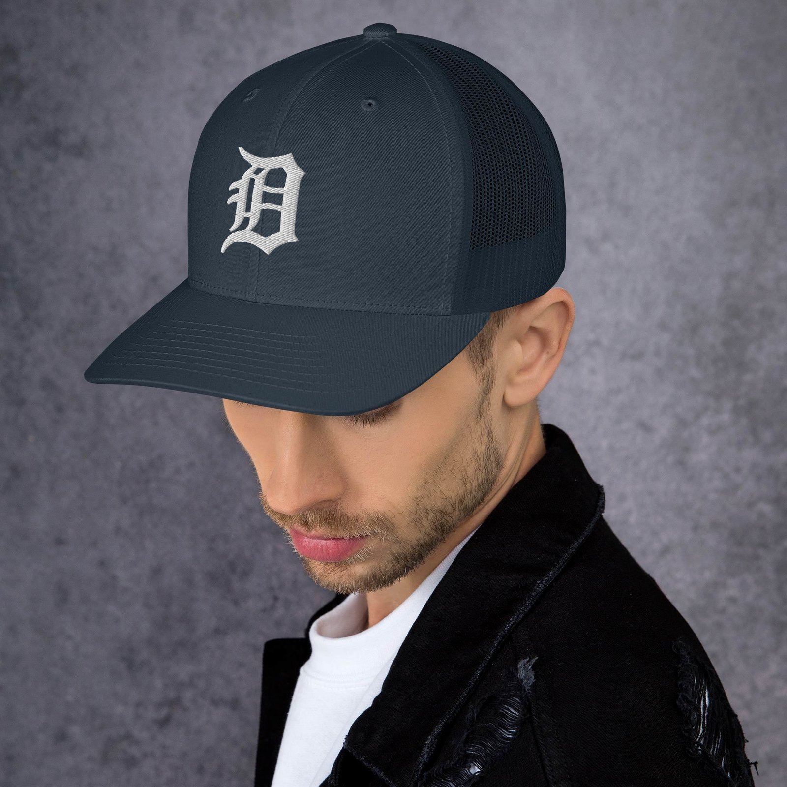 Men's Detroit Tigers 'Old English D' Mesh Back Trucker Cap - Image 8