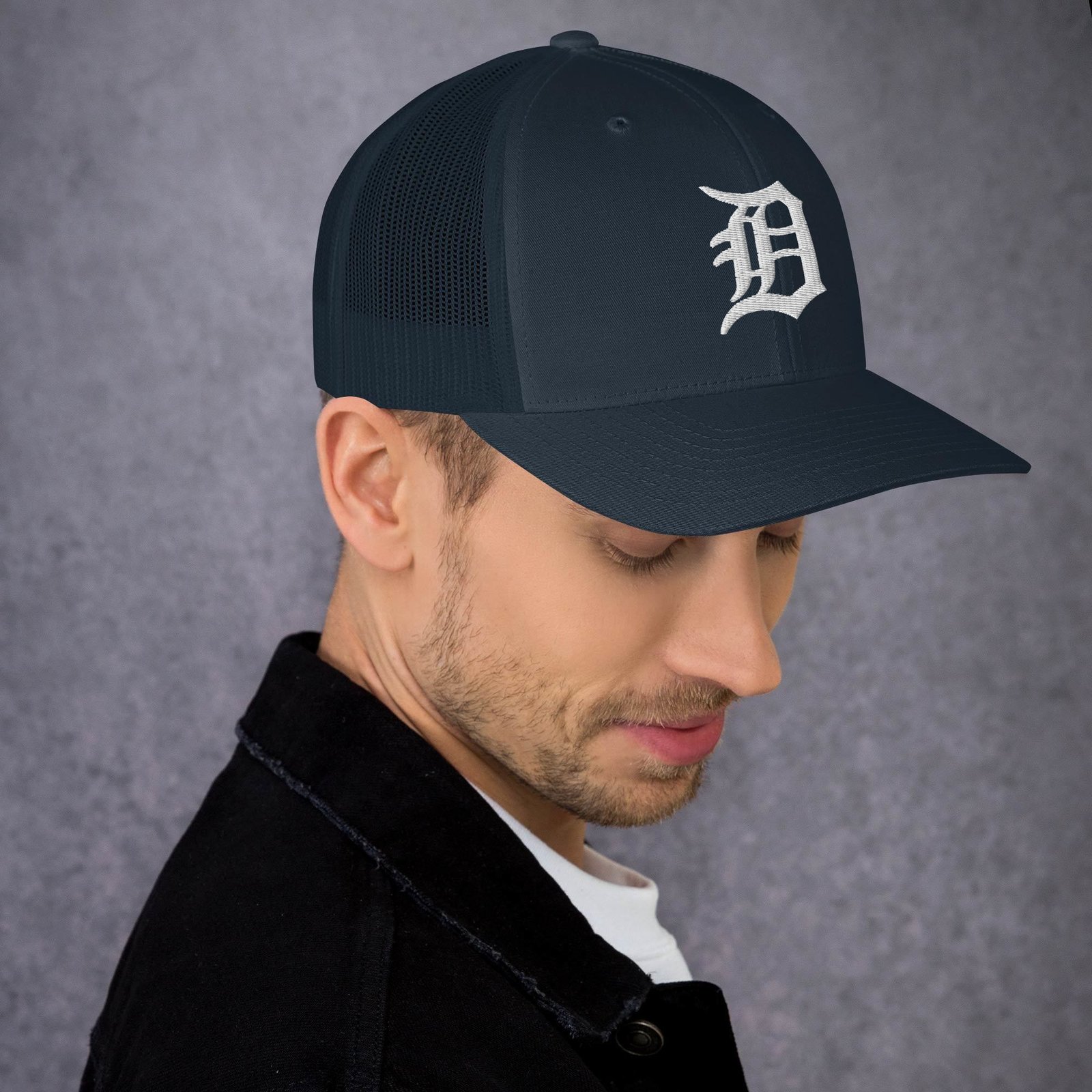Men's Detroit Tigers 'Old English D' Mesh Back Trucker Cap - Image 9